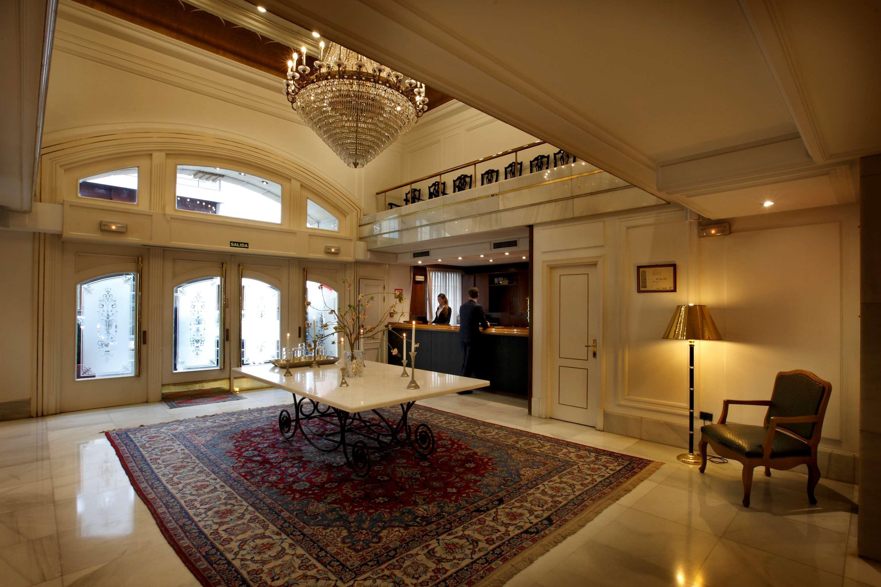 Hotel Lopez De Haro Бильбао Экстерьер фото The lobby of the hotel