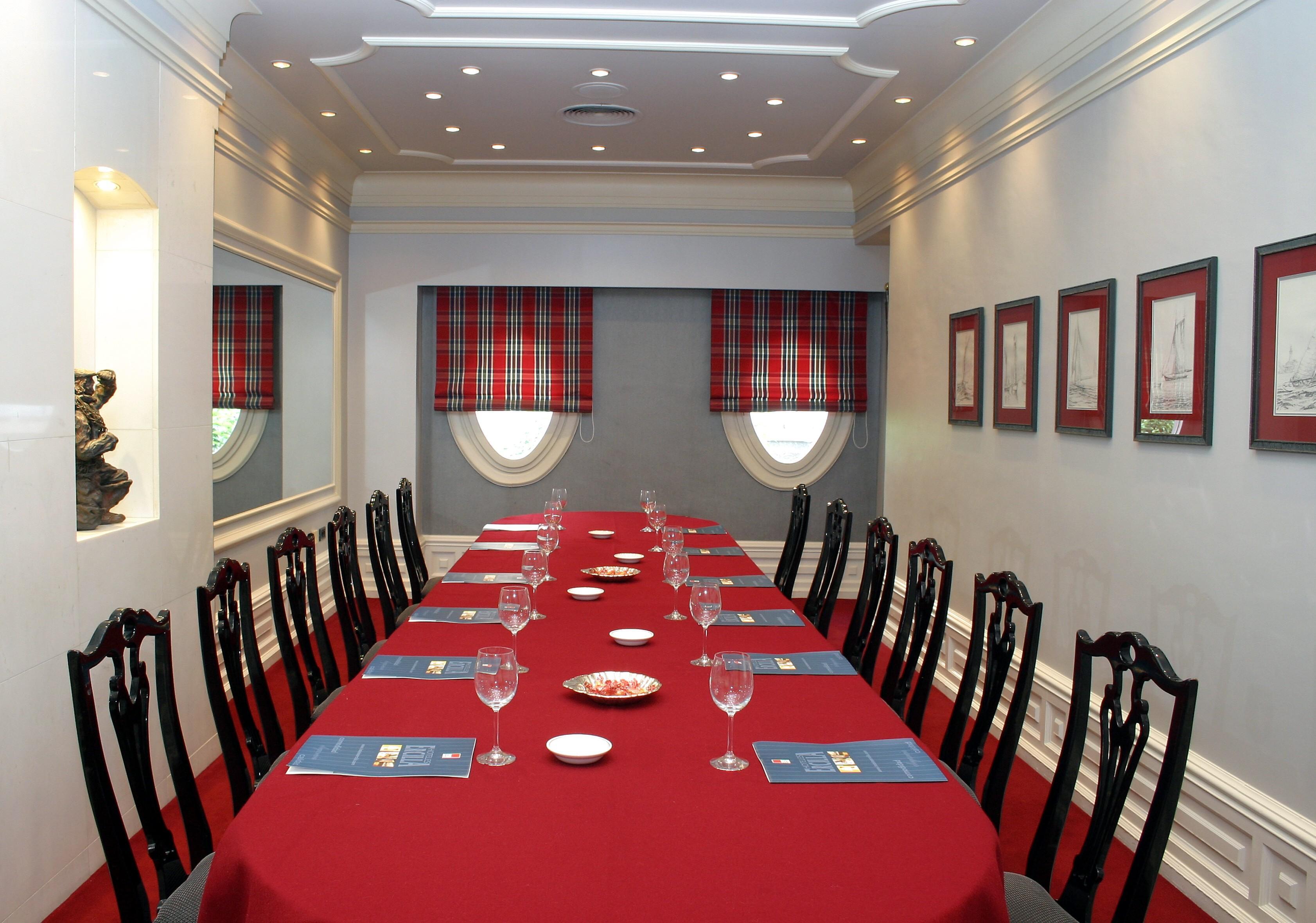 Hotel Lopez De Haro Бильбао Экстерьер фото The boardroom