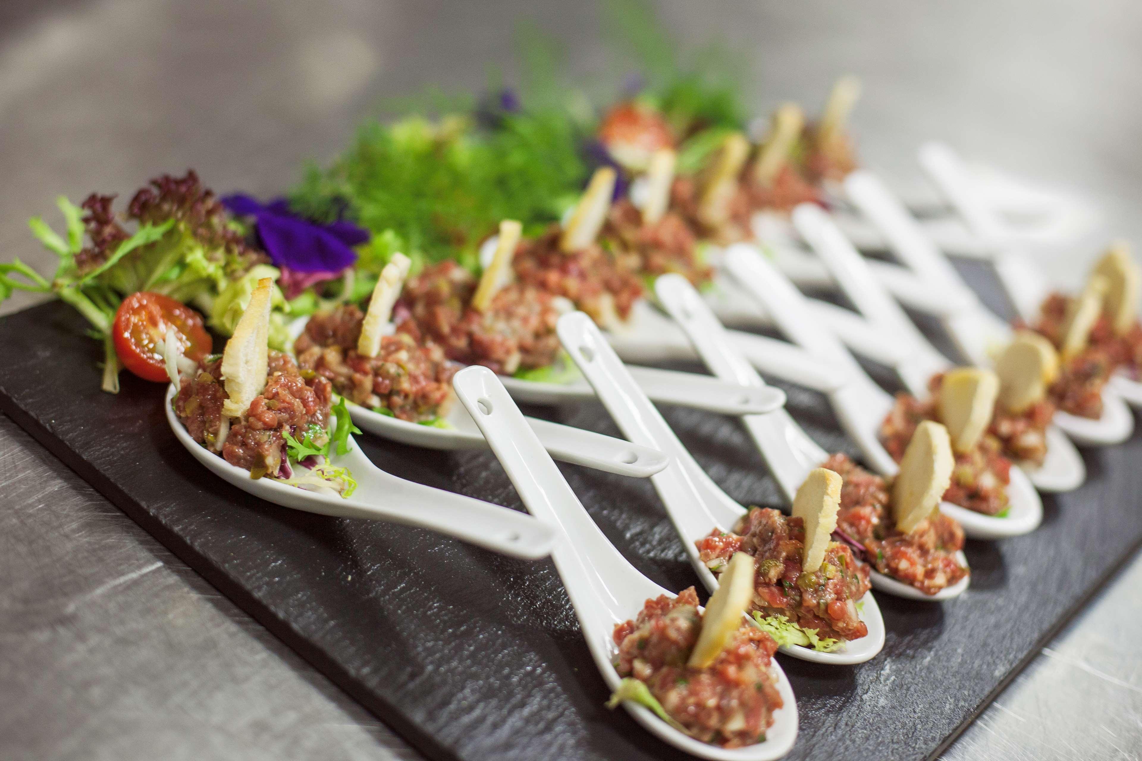 Hotel Lopez De Haro Бильбао Экстерьер фото A serving of beef tartar