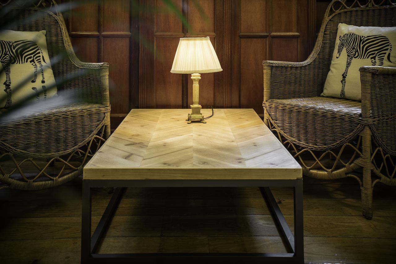 Hotel Lopez De Haro Бильбао Экстерьер фото A table made from a slab of kauri wood